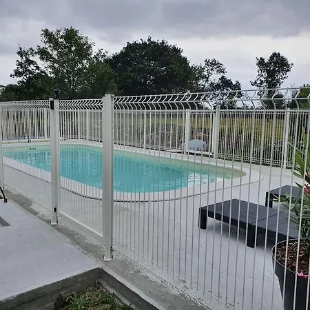 Hébergement de vacances De La Boëre - Piscine *